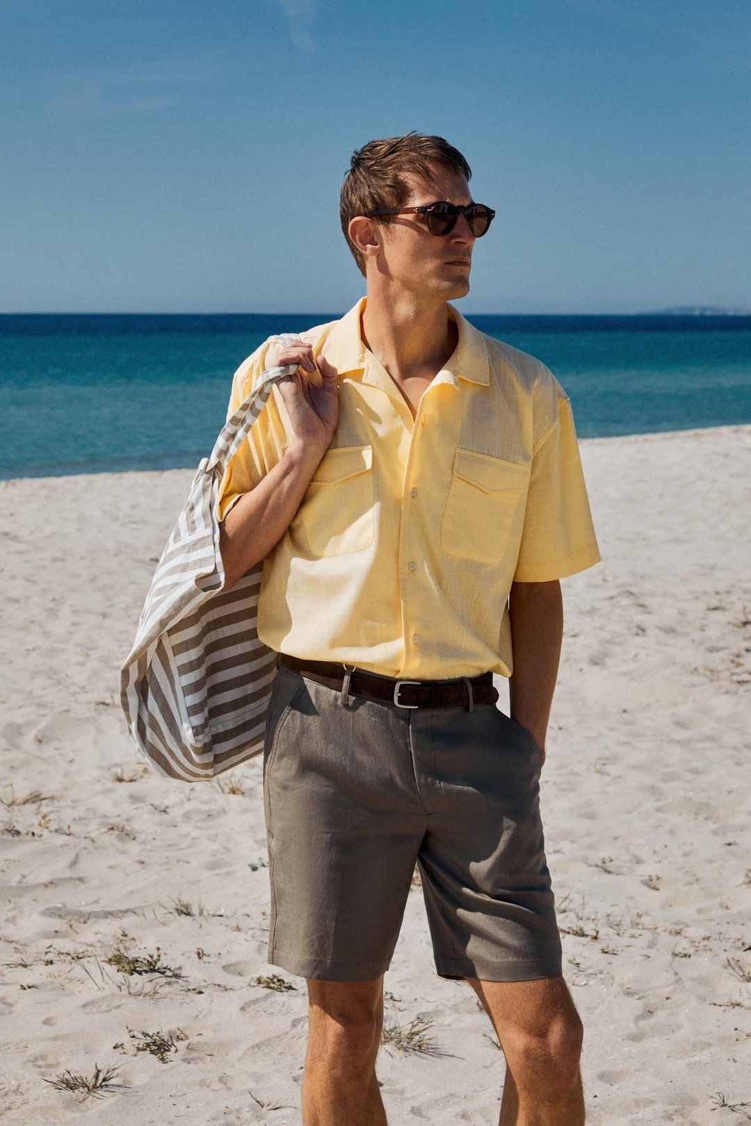 TERO Erkek %100 Pamuk Apaj Yaka Kısa Kollu Flamlı Oxford Comfort Fit Hawaii Sarı Gömlek