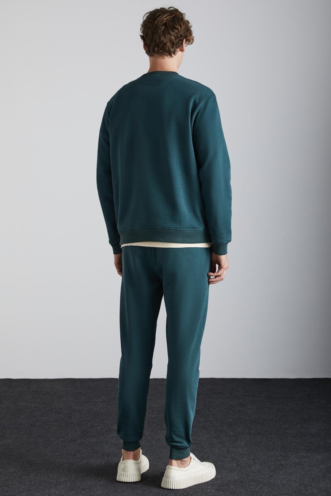 TRAVIS Erkek Organik Kumaşlı Yumuşacık Regular Fit Yuvarlak Yakalı Koyu Yeşil Sweatshirt