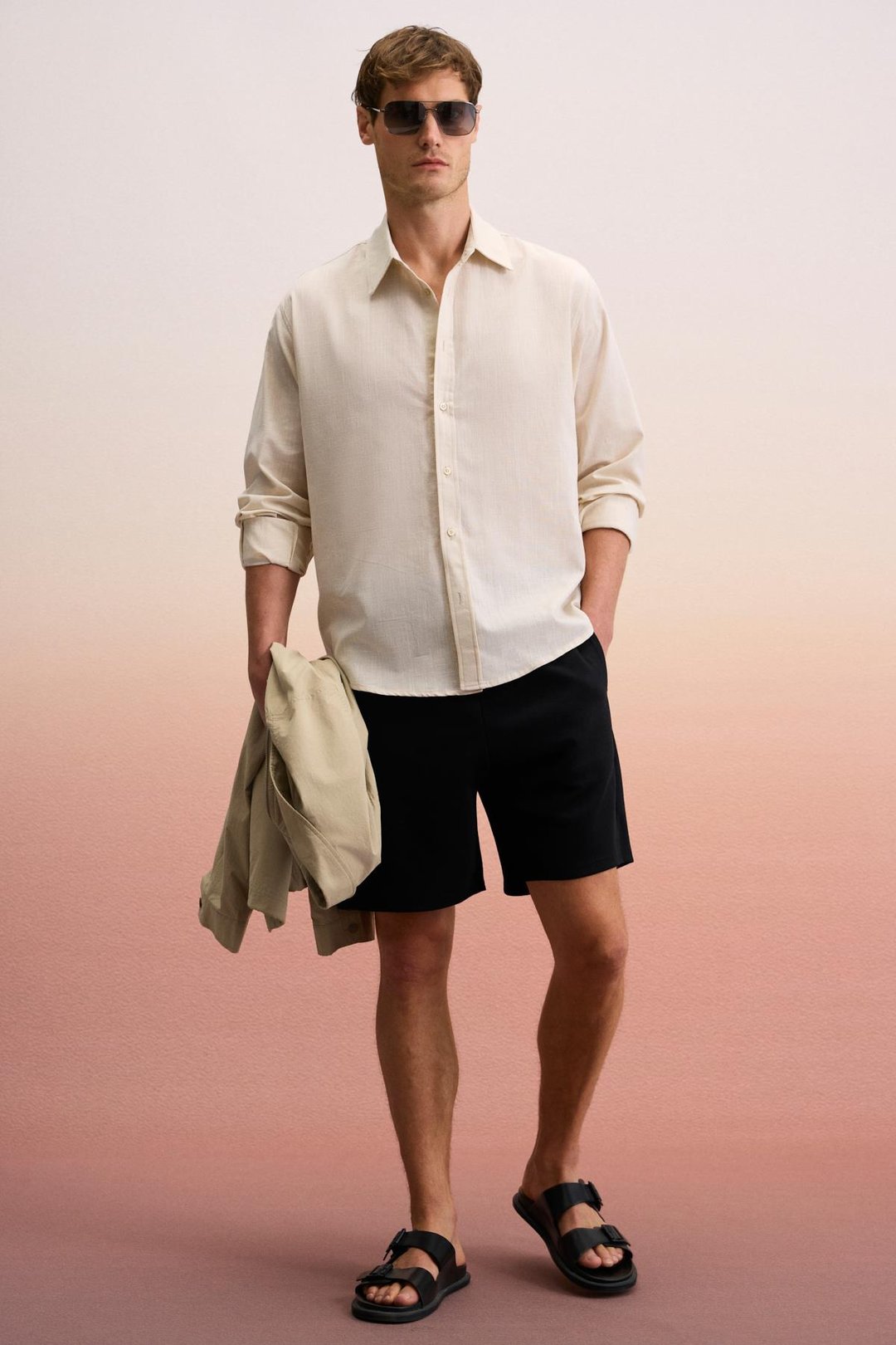 TYRONE Erkek Beli Lastikli Arka Tek Cepli Relaxed Fit Siyah Şort