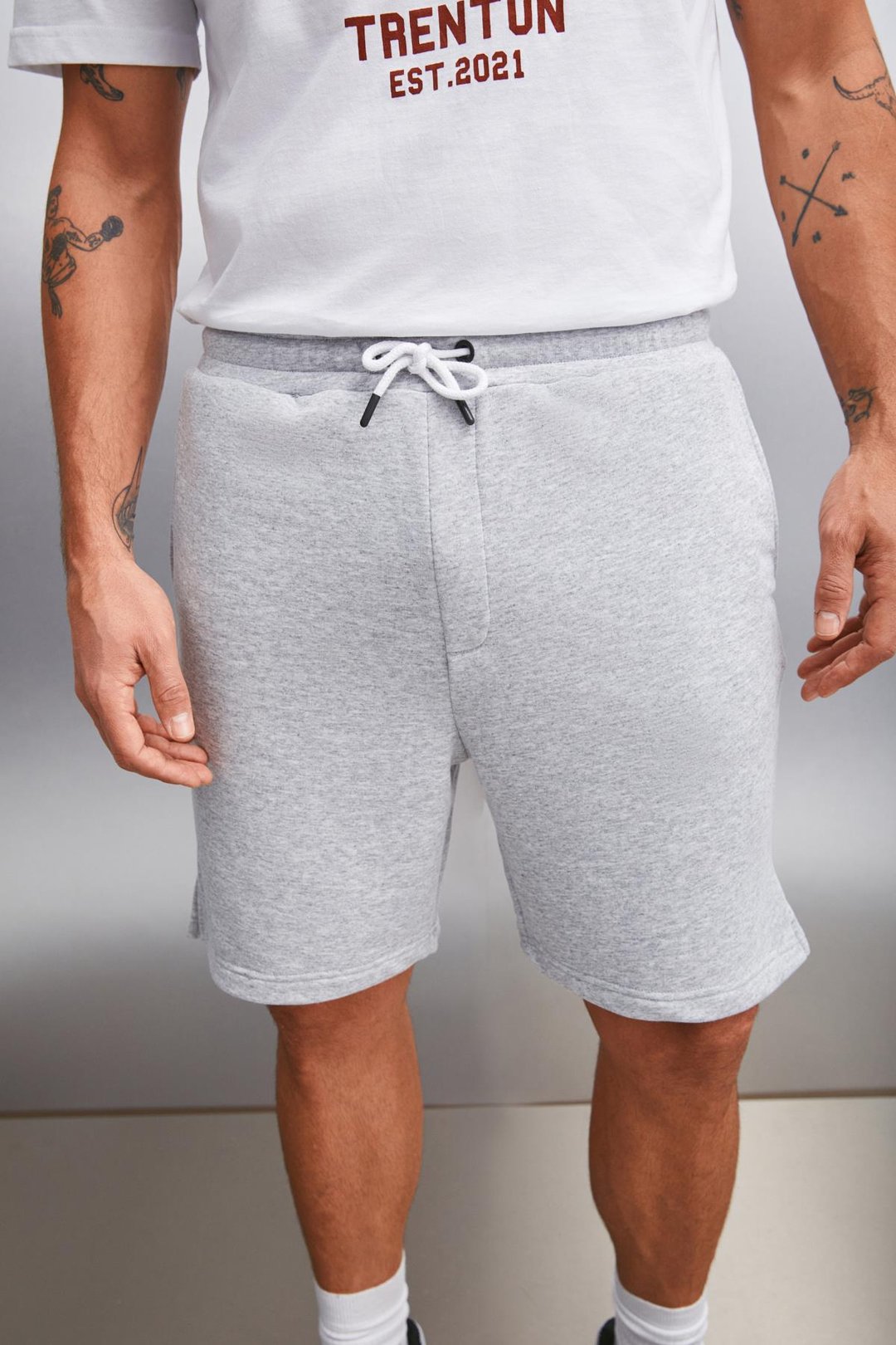 UNCERTAIN  Comfort Grimelanj  Şort & Bermuda