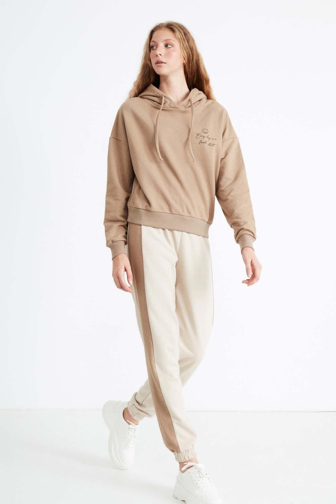Valentına Kadın  Baskılı Kapüşonlu Comfort Fit Kahverengi Alt-Üst Takım