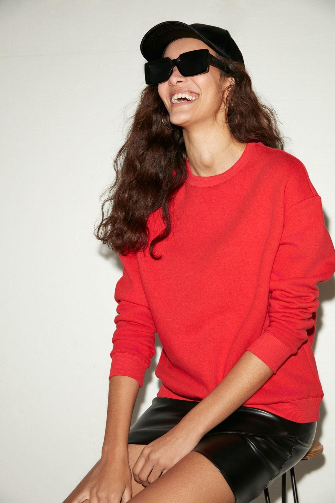 VANELTINA Kadın İçi Polarlı 3 İplik Organik Pamuk Oversize Basic Bisiklet Yaka Kırmızı Sweatshirt