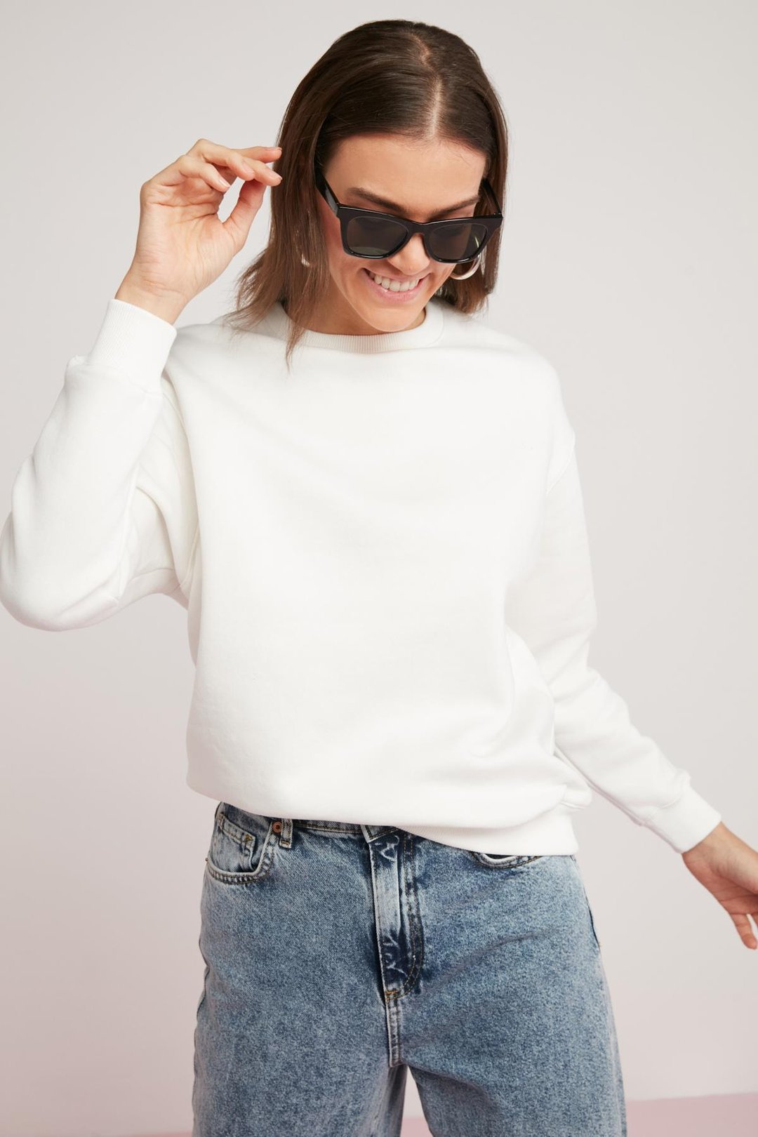 VANELTINA Relaxed Oversize Beyaz Tekli Sweatshirt