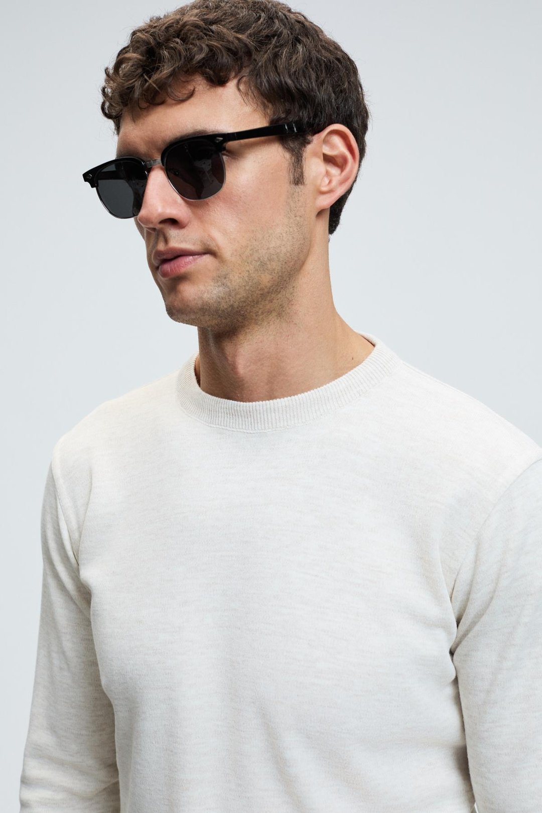 VAREX Erkek Yuvarlak Yaka Basic Slim Fit Triko Ekru Kazak