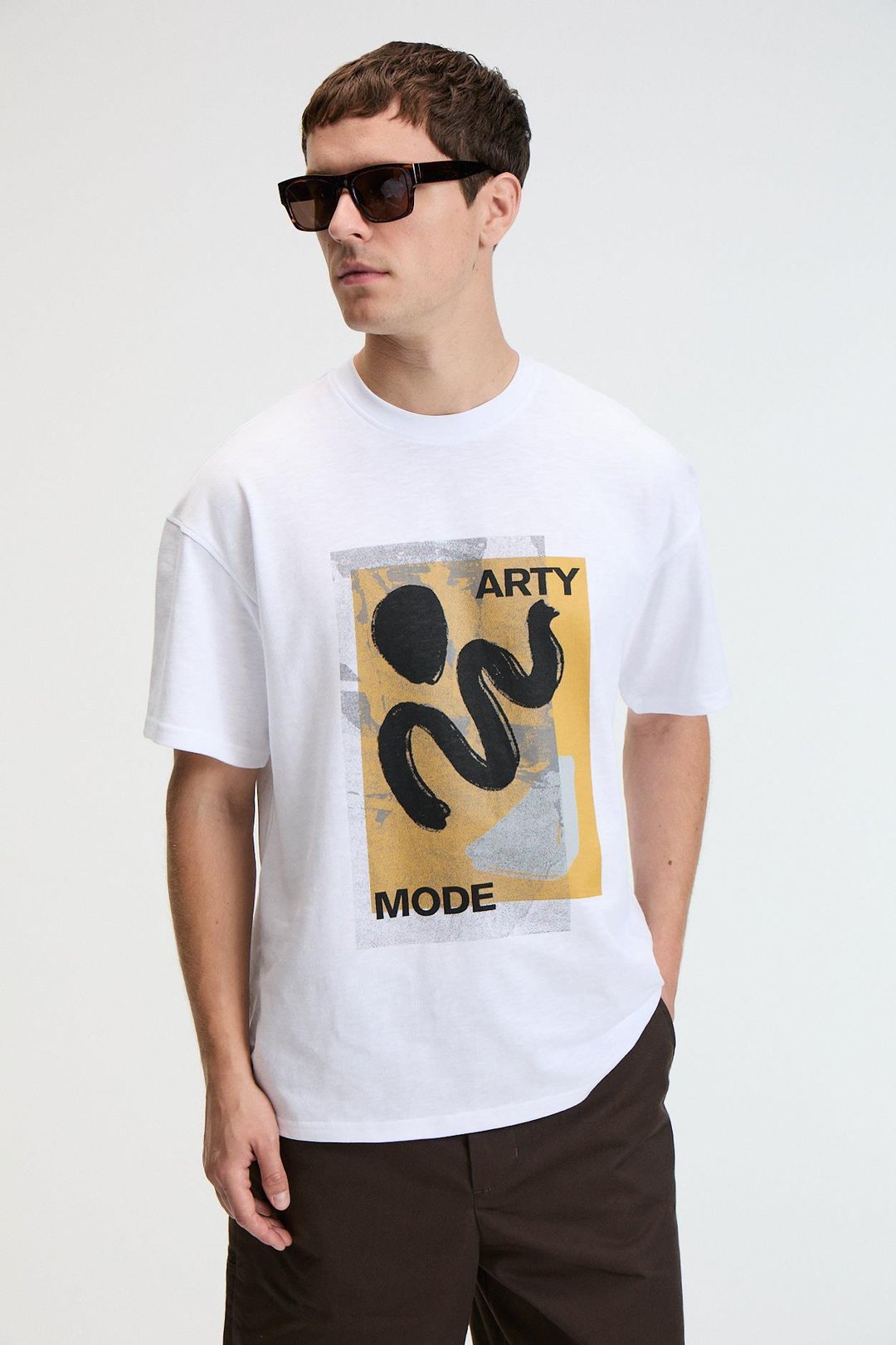 VIBE Erkek %100 Pamuk Oversıze Fit Baskılı Kısa Kollu Yuvarlak Yakalı Beyaz T-Shirt