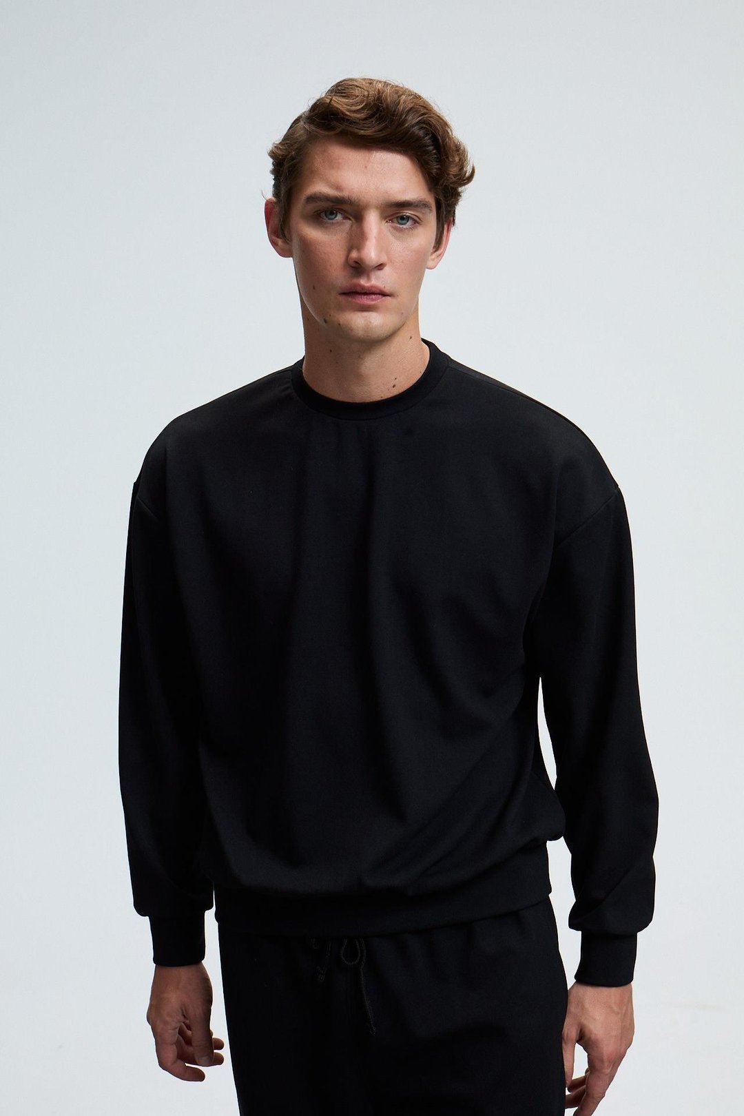 VIENTO Erkek Bisiklet Yaka Uzun Kollu Regular Fit Siyah Sweatshirt