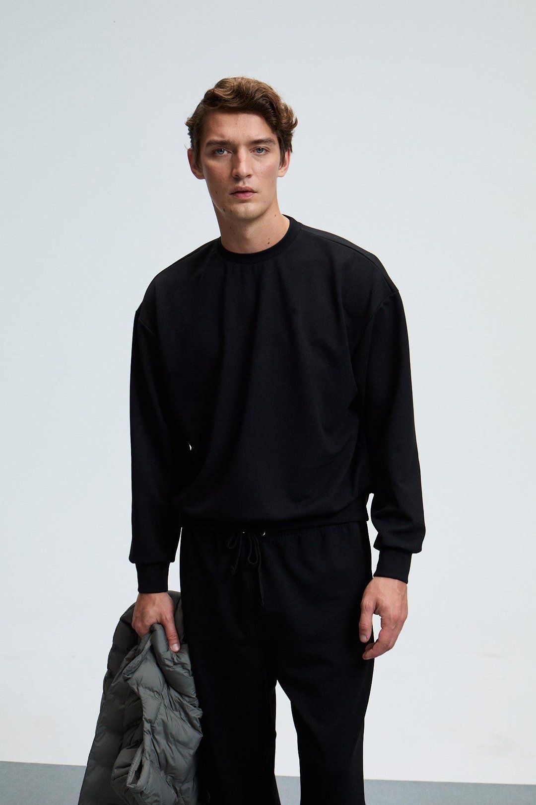 VIENTO Erkek Bisiklet Yaka Uzun Kollu Regular Fit Siyah Sweatshirt