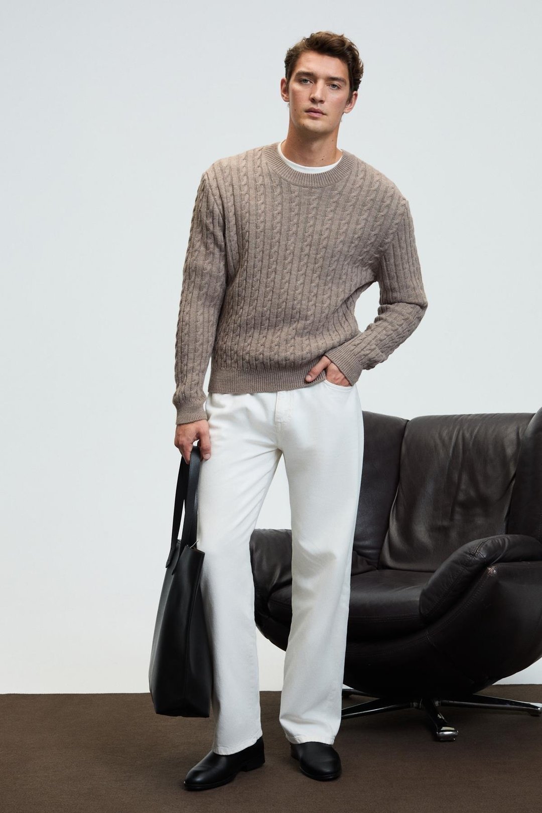 VINTLACE Erkek Yuvarlak Yaka Saç Örgü Desenli Regular Fit Triko Bej Kazak