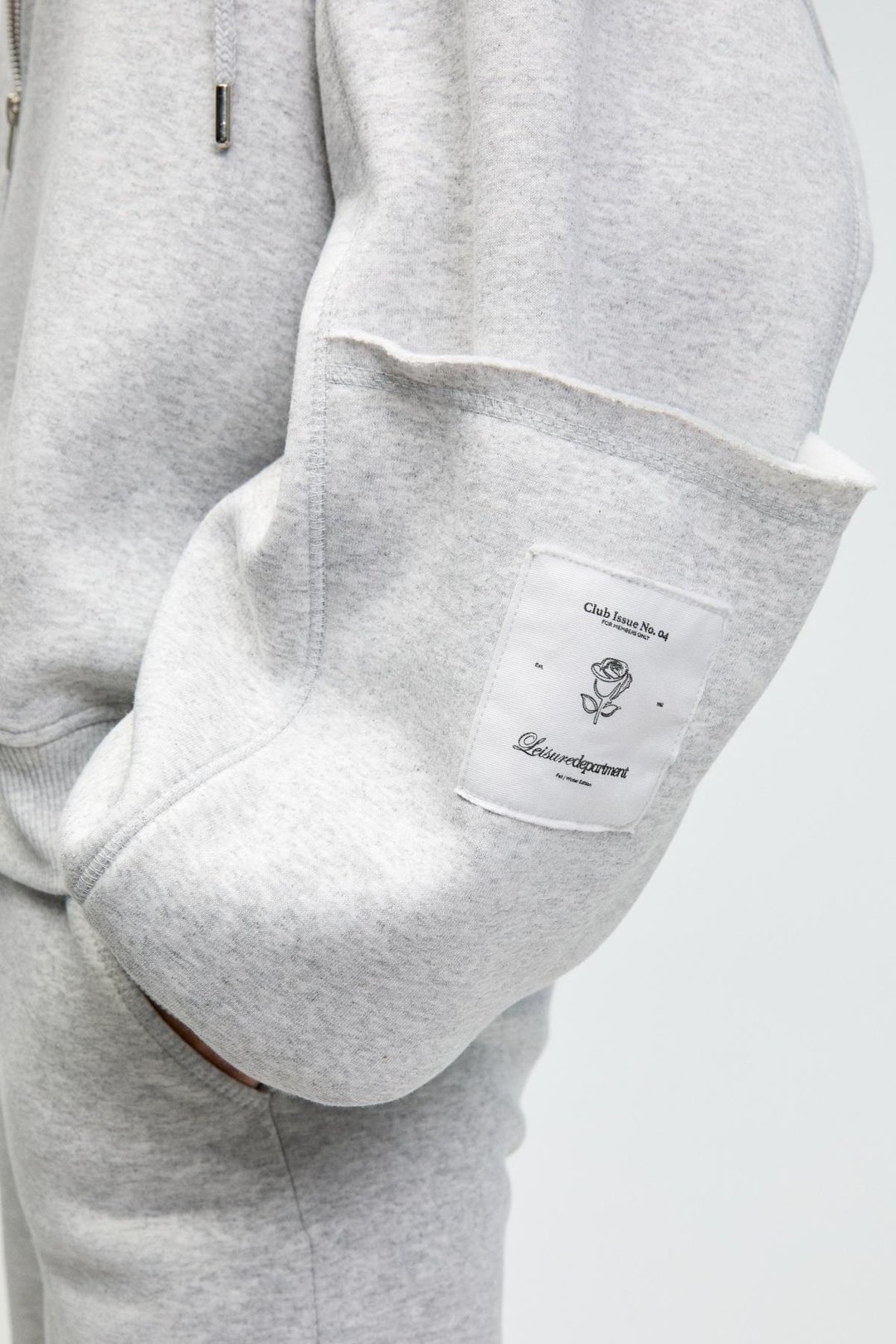 VIVIENNE Kadın Metal Fermuarlı Kapüşonlu Kolda Süs Etiket Ve Cep Detaylı Grimelanj Sweatshirt