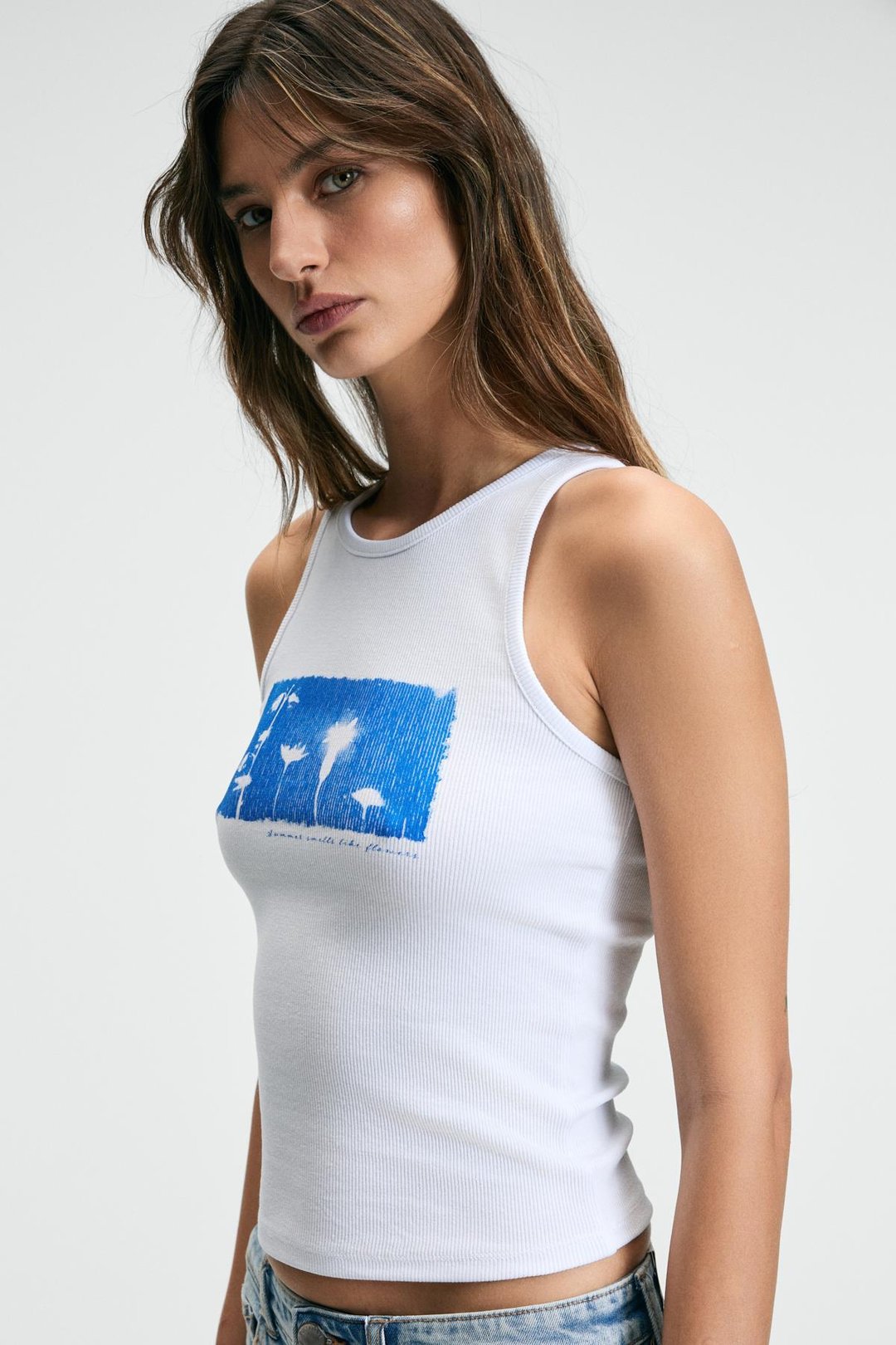 WIKENDS Kadın Bisiklet Yaka Kalın Askılı Önünde Baskı Detaylı Beyaz Atlet