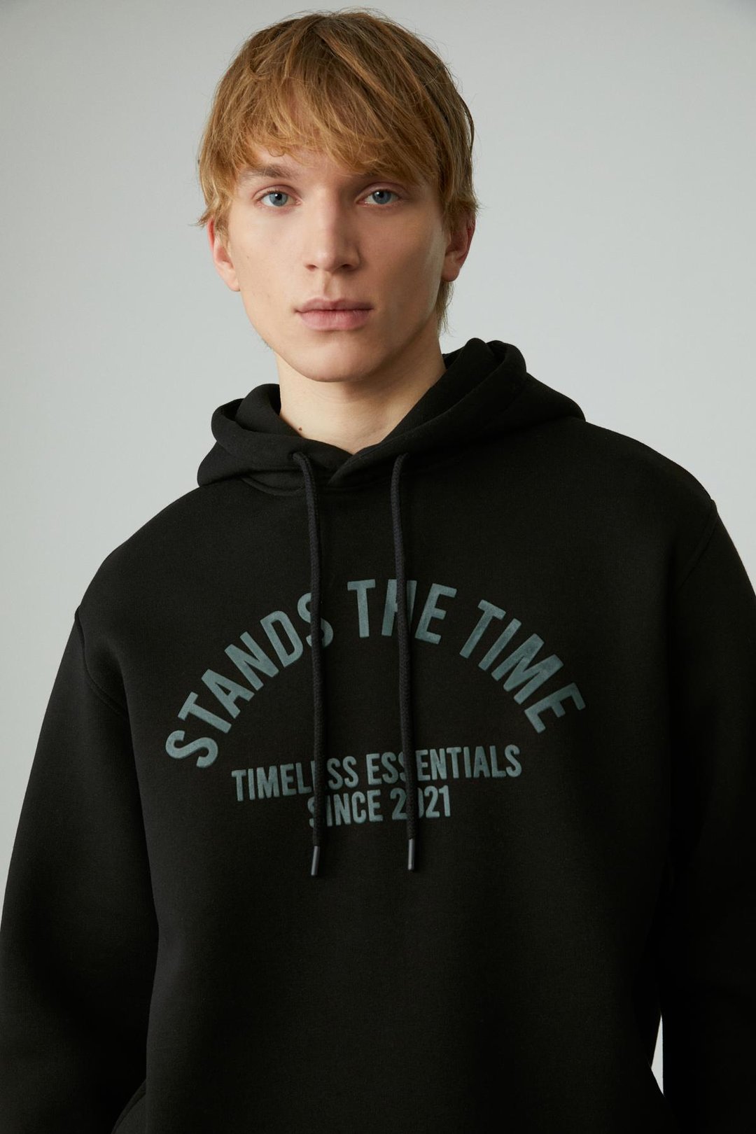 WULF Erkek Organik Kumaşlı İçi Polarlı Yumuşacık Kanguru Cepli Kapüşonlu Siyah Sweatshirt