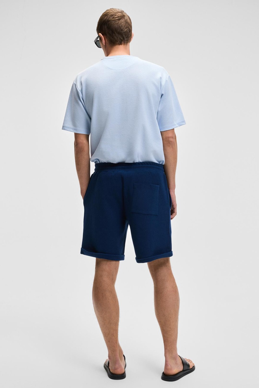 YOURI Erkek Beli Lastikli Arka Tek Cepli Relaxed Fit Lacivert Şort