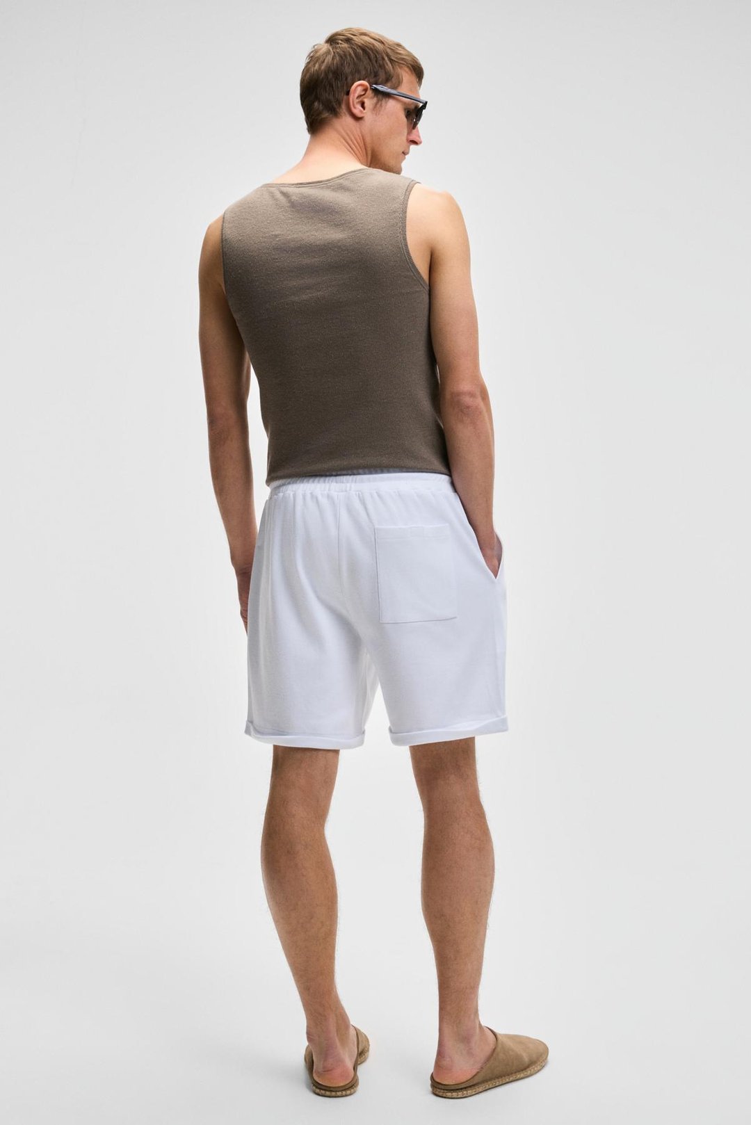 YOURI Erkek Beli Lastikli Arka Tek Cepli Relaxed Fit Beyaz Şort