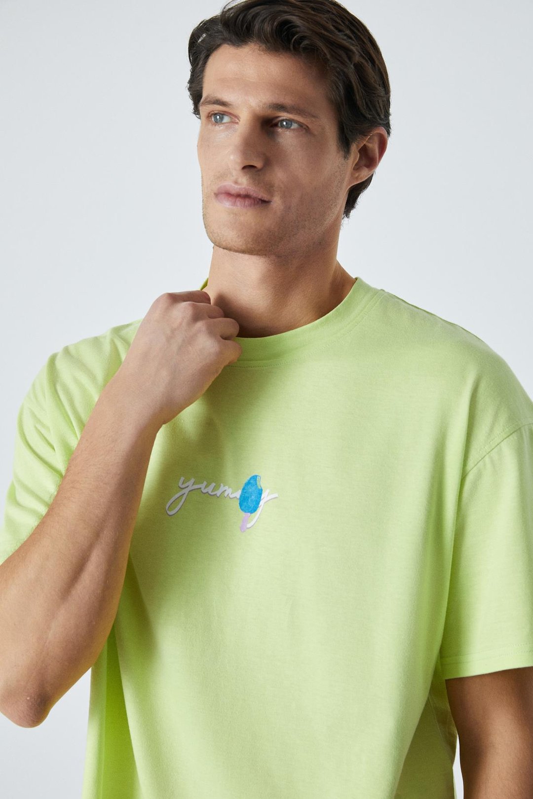 YUMMY Erkek Bisiklet Yaka Baskı Detaylı %100 Organik Pamuk Kısa Kol Açık Yeşil T-Shirt