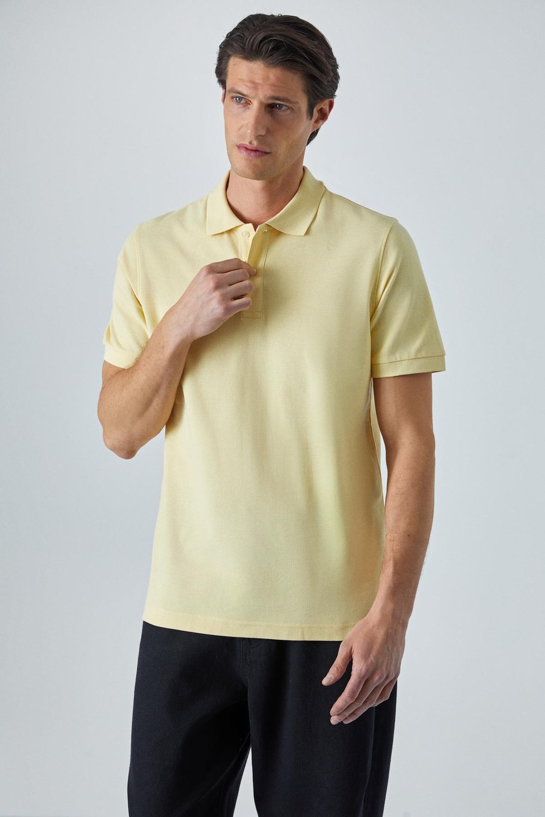 ZEKE Erkek Polo Yaka Relaxed Fit Patlı Düğmeli Kısa Kollu Sarı T-Shirt