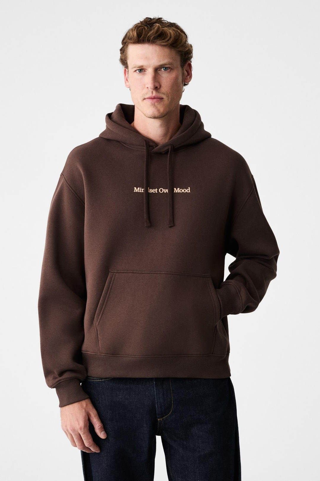 BLAISE Erkek Önü Ve Sırtı Baskılı Kapüşonlu Kordonlu Kanguru Cepli Regular Fit Kahverengi Sweatshirt