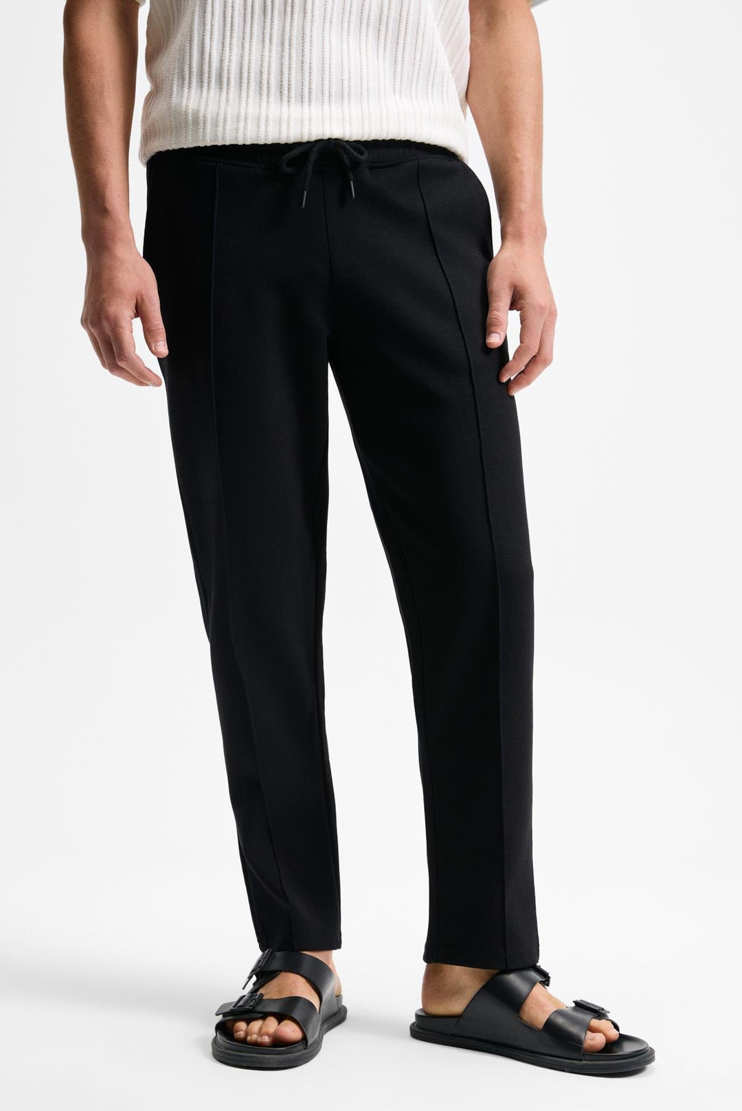 BOGARDE Erkek Beli Lastikli Kordonlu Yanları Cepli Önü Nervürlü Relaxed Fit Siyah Eşofman Altı