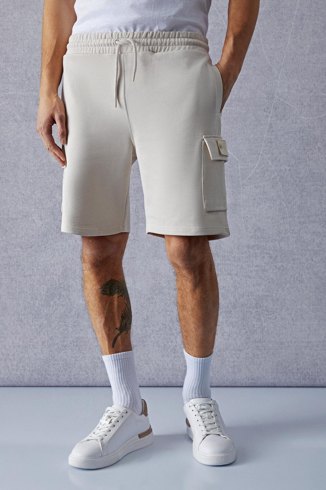 CERVINO Erkek Beli Lastikli Nakış Detaylı Kargo Cep Comfort Bej Şort