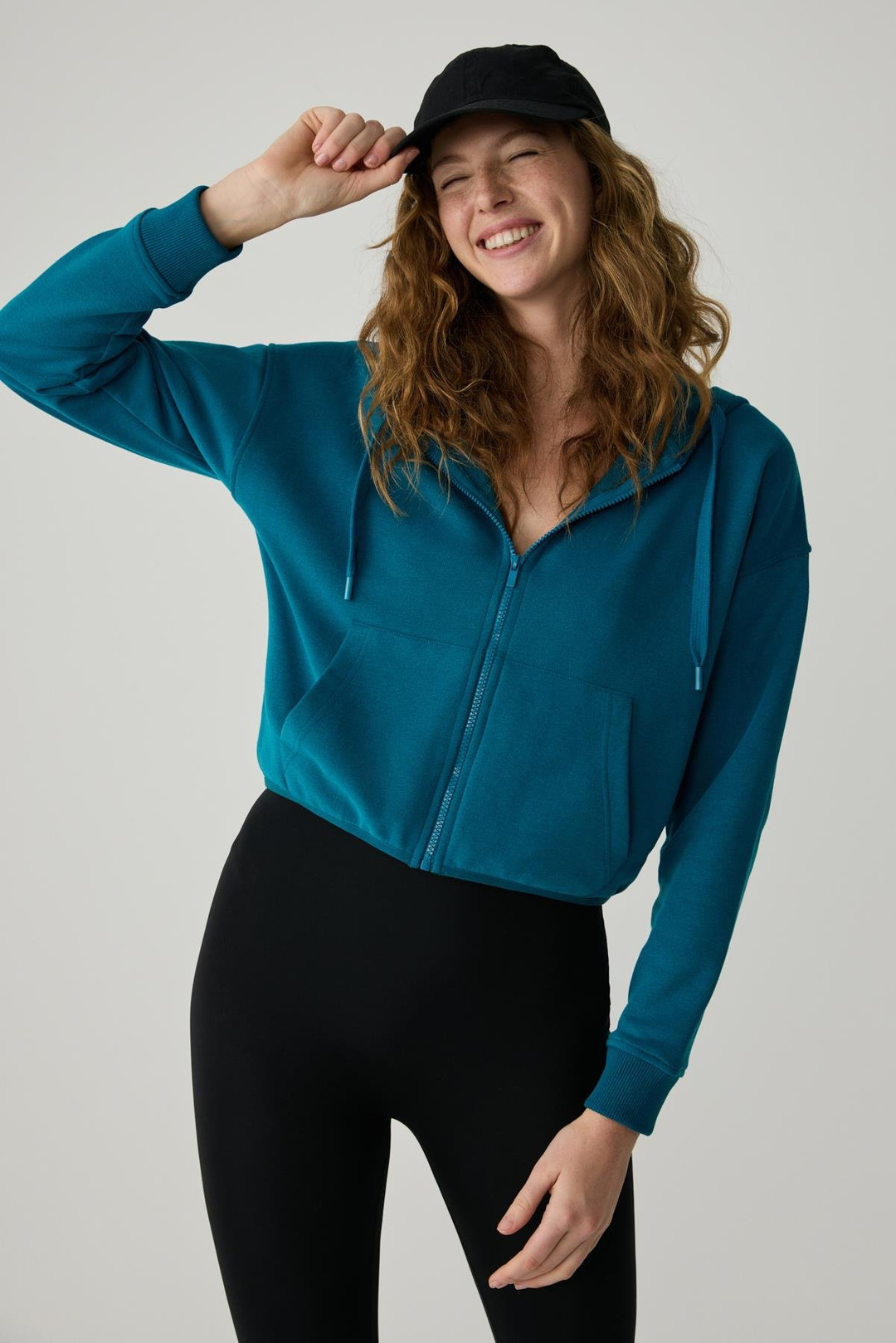 CHARISMA Kadın Kapüşonlu Relaxed Fermuarlı Baskı Detaylı Mavi Sweatshirt