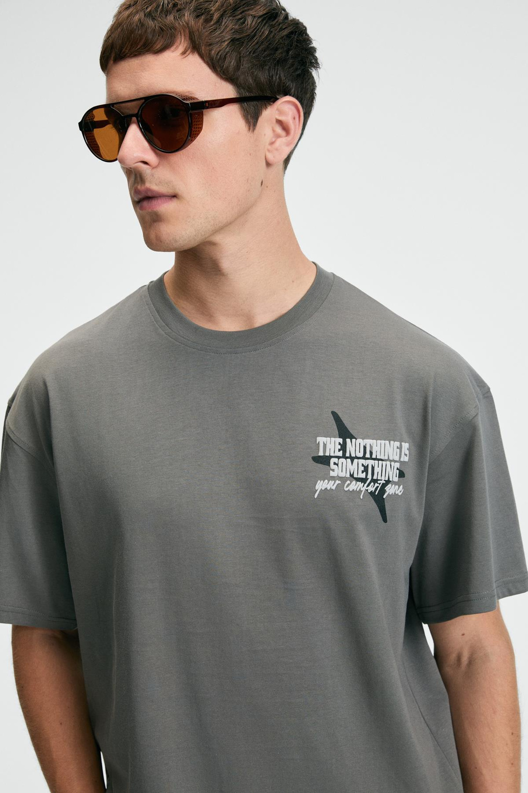 FEAST Erkek %100 Pamuk Oversize Fit Baskılı Kısa Kollu Yuvarlak Yakalı Gri T-Shirt