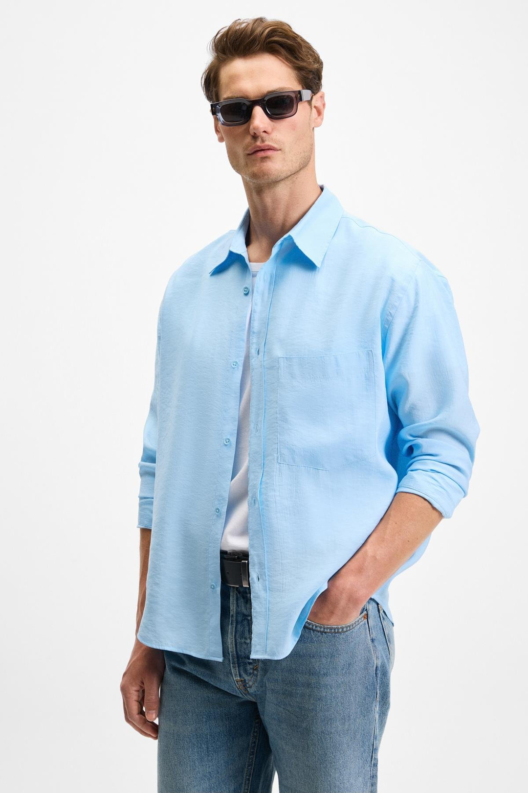JUUSO Erkek Dökümlü Kumaş Gömlek Yaka Düğmeli Manşetli Cep Detaylı Uzun Kol Mavi Gömlek