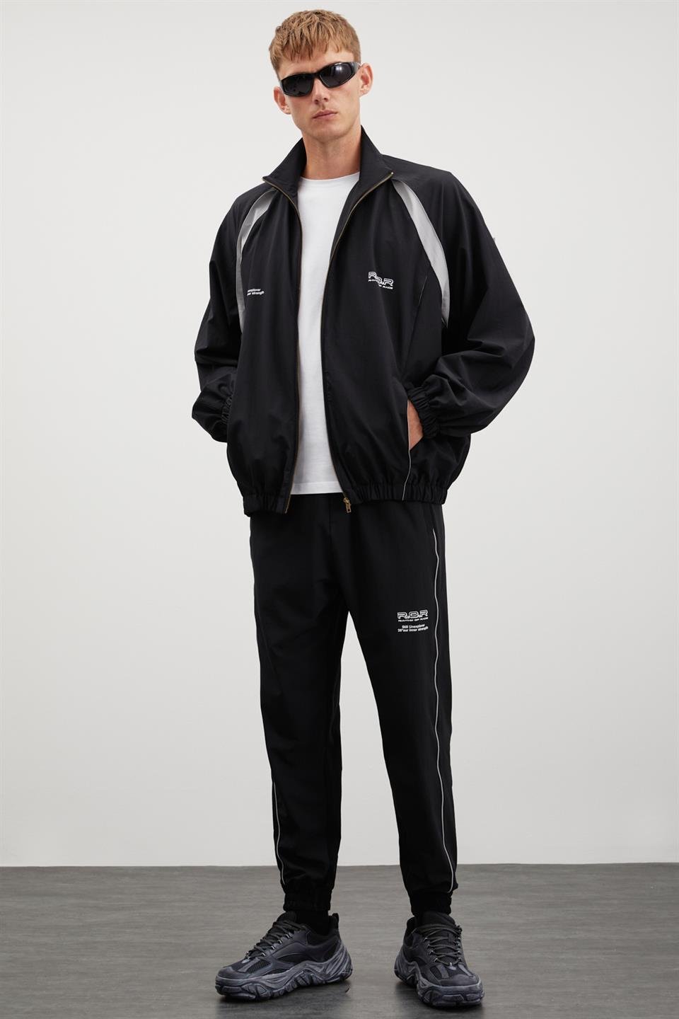 LARS Paraşüt Relaxed Siyah Tekli Alt-Üst Takım