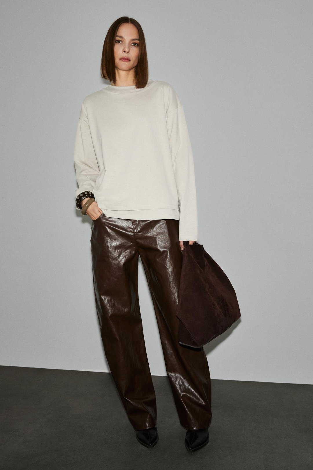 LIORE Kadın Organik Pamuklu Yuvarlak Yaka Çift Katlı Oversıze Taş Rengi T-Shirt