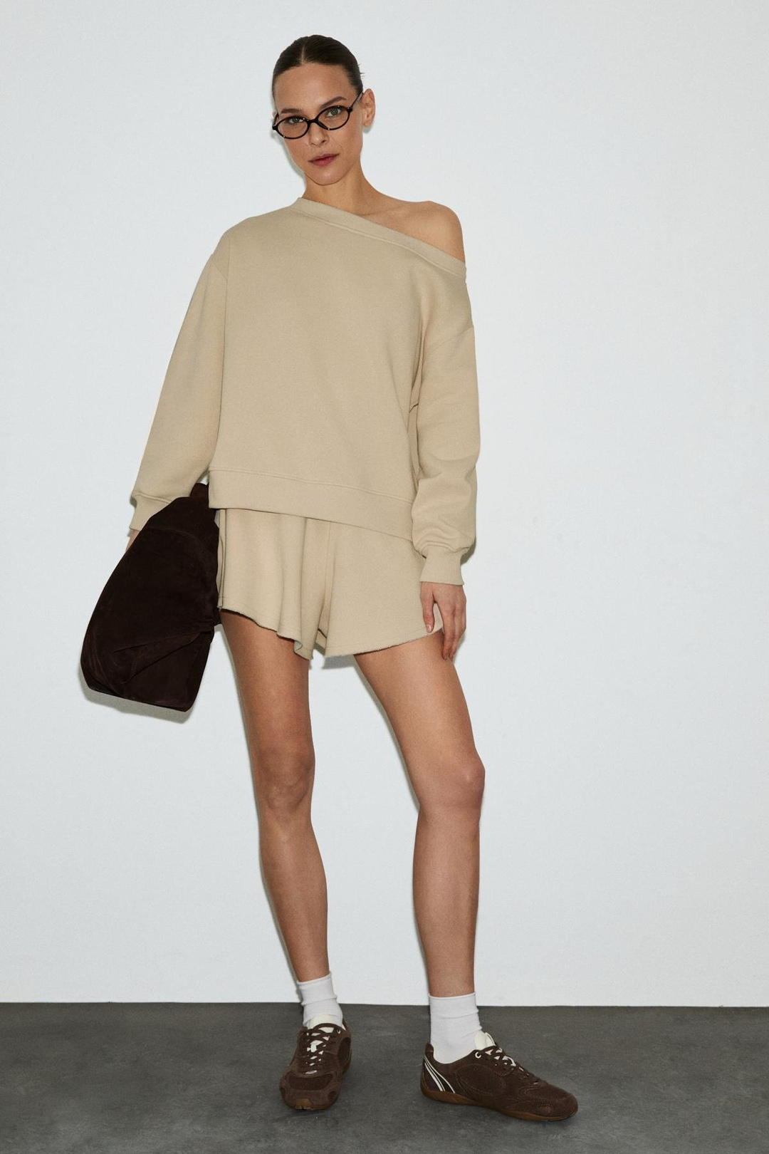 PUNNUET Kadın Organik Pamuklu Kayık Yaka Beli Lastikli Çift Cepli Relaxed Bej Alt-Üst Takım