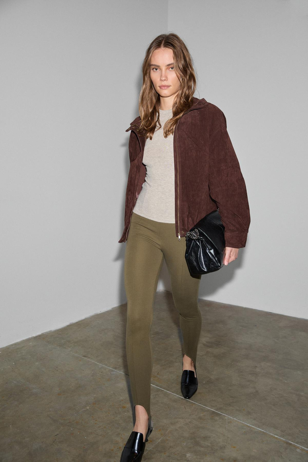 RYSANNE Kadın Esnek Kumaşlı Slim Fit Paçası Lastik Detaylı Haki Pantolon