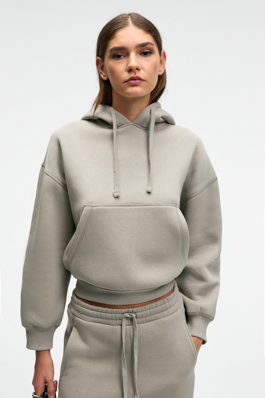 SELENE Kadın Kapüşonlu Kangru Cepli Regular Fit Açık Gri Sweatshirt