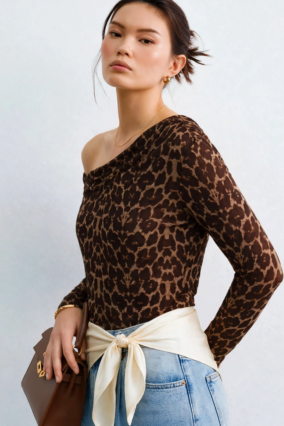 Kadın Omuz Dekolteli Leoparlı Body - Kahve