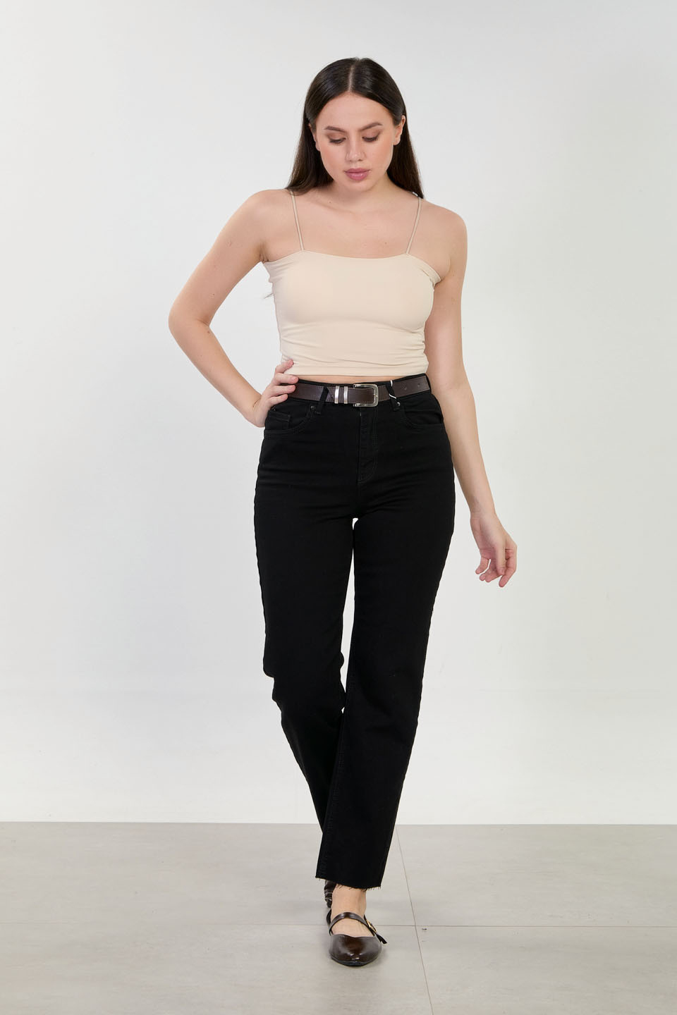 Kadın J92 Kemerli Kesik Paça Straight Jean Pantolon - Siyah