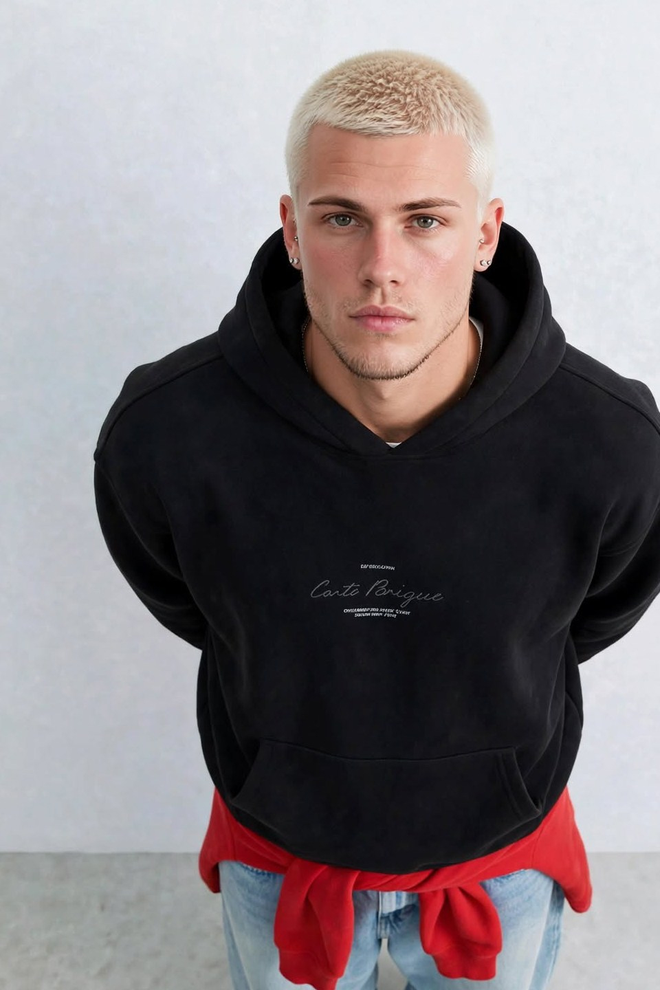 Erkek Kapüşonlu İpli Kabartma Baskılı Sweatshirt - Siyah