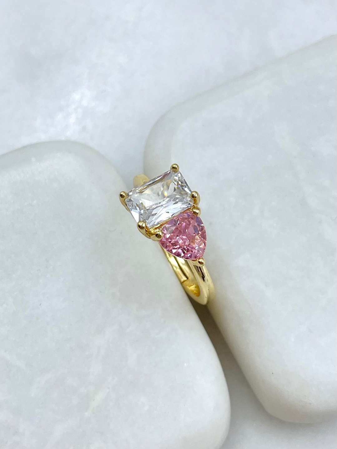 Altın Kaplama Kare ve Üçgen Kristal Taşlı Yüzük Pembe-Gold