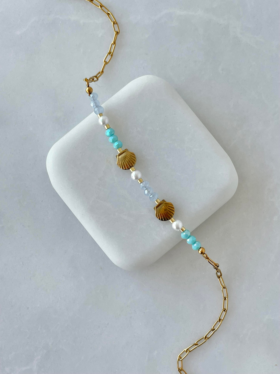 Çelik İstiridyeli Renkli Boncuk Halhal Gold