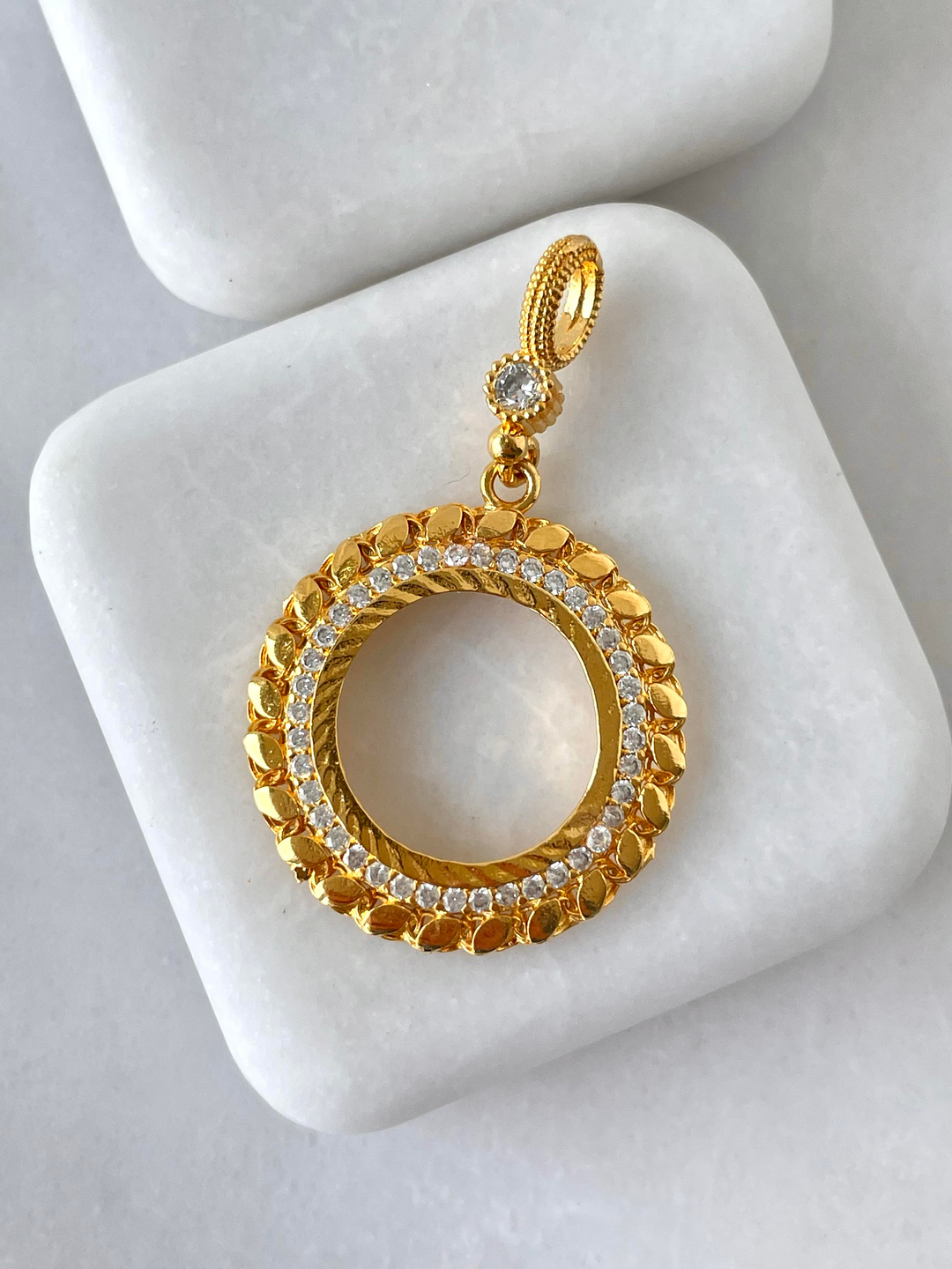 Altın Kaplama Daire Model Çeyreklik Kolye Ucu