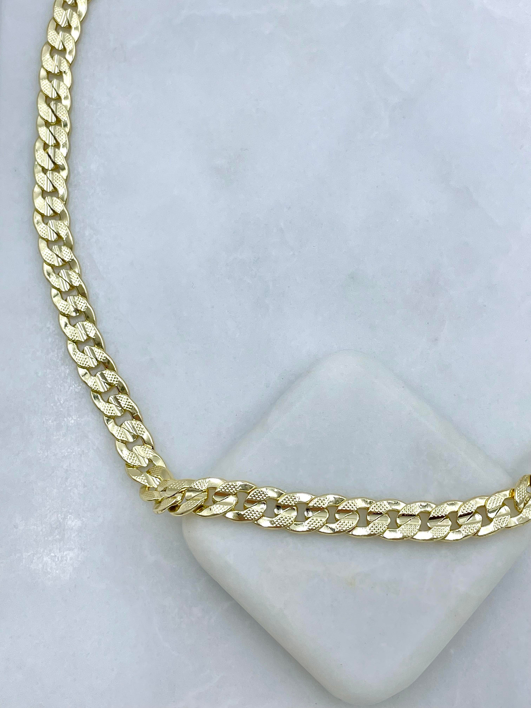 Altın Kaplama İşlemeli Zincir Kolye 45 cm Gold