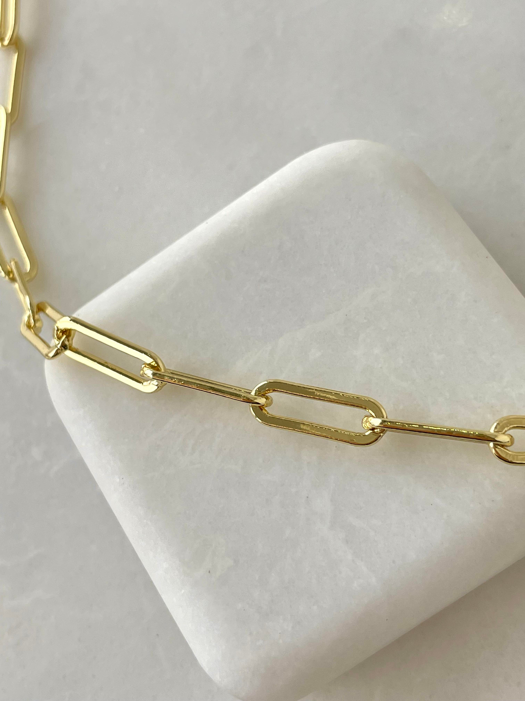 Özel Seri Uzun Oval Basic Zincir Kolye Gold
