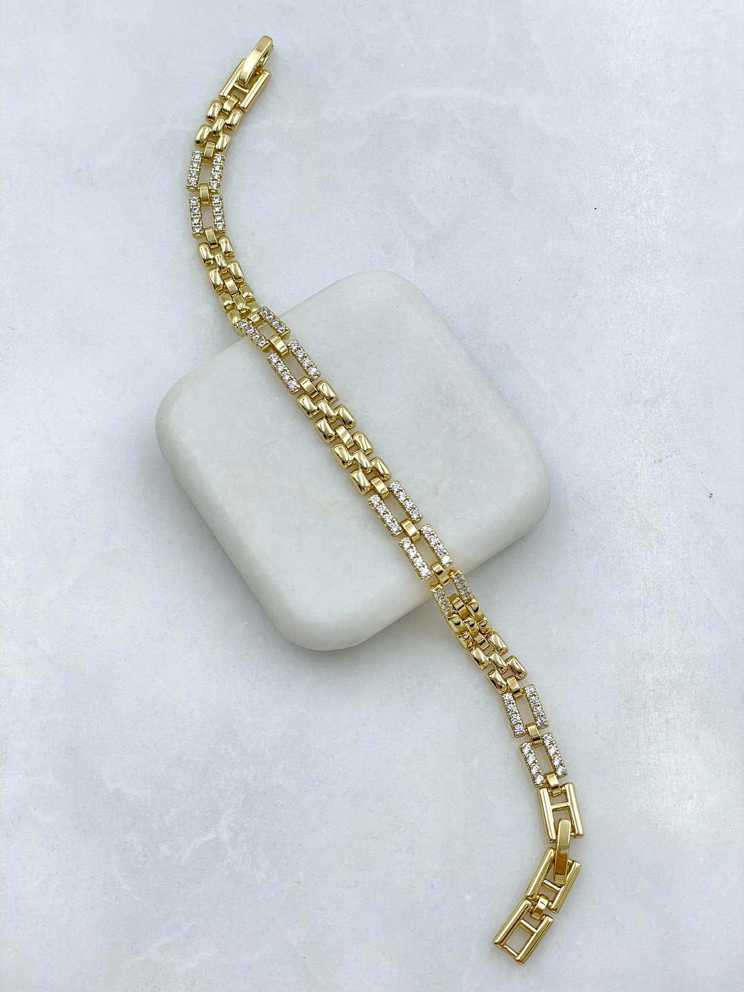 Özel Seri Zirkon Taşlı Dikdörtgen ve Kordon Model Bileklik Gold