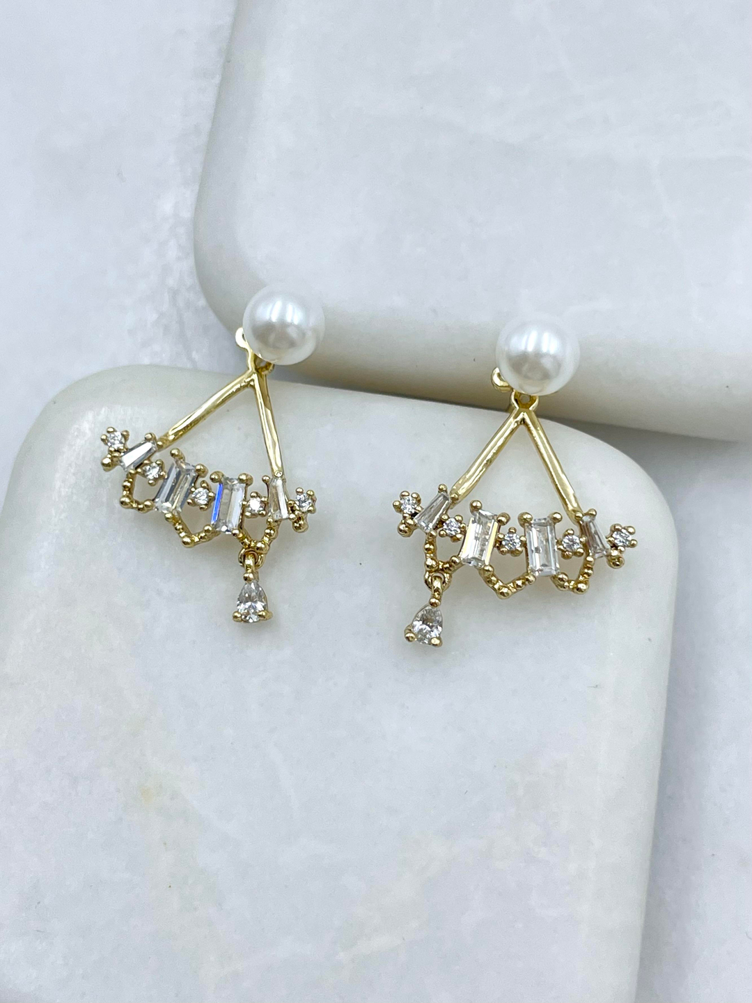 Özel Seri İkili Kullanım İnci Tasarım Küpe Gold