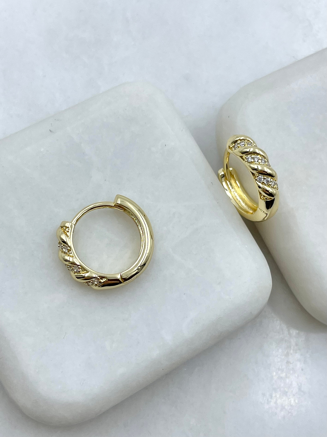 Altın Kaplama Zirkon Taşlı Burgu Halka Küpe Gold