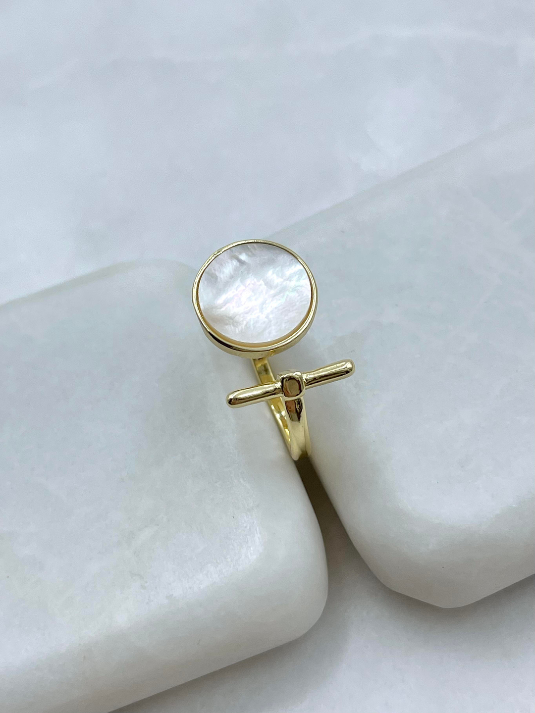 Altın Kaplama Sedefli Daire ve Sütun Model Yüzük Gold