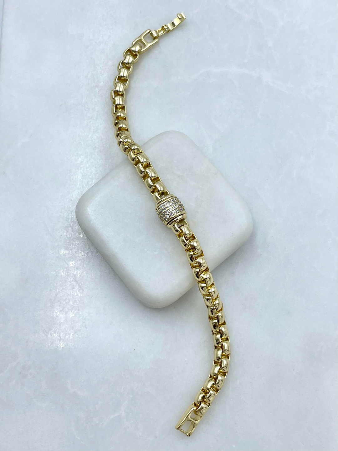 Özel Seri Halka Geçmeli Tasarım Model Bileklik Gold