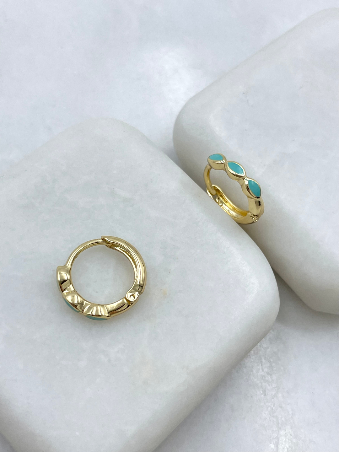 Özel Seri Turkuaz Mineli Minik Halka Küpe Gold