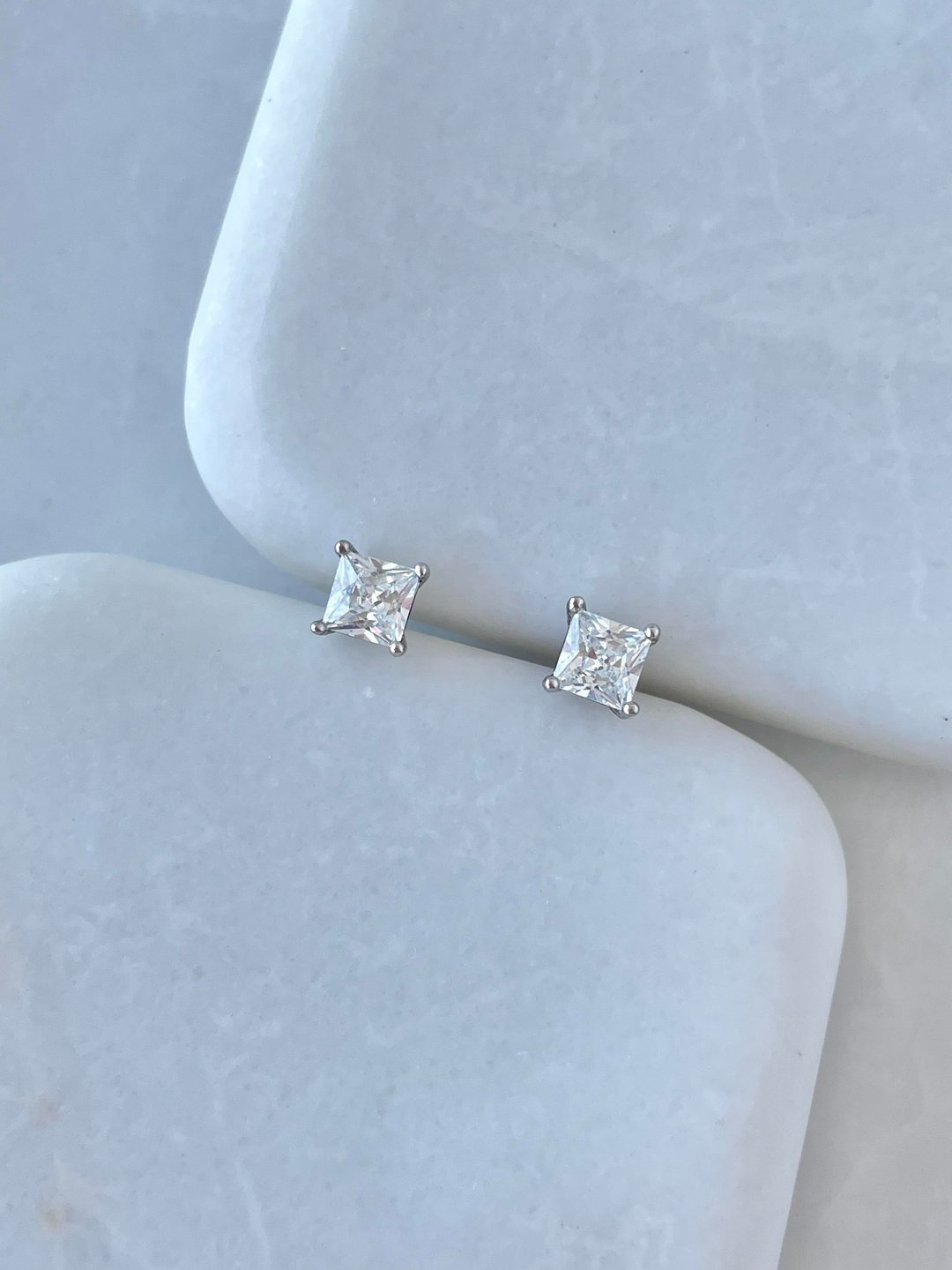 Özel Seri Minimal Kare Kristal Küpe 0,5 mm Gümüş