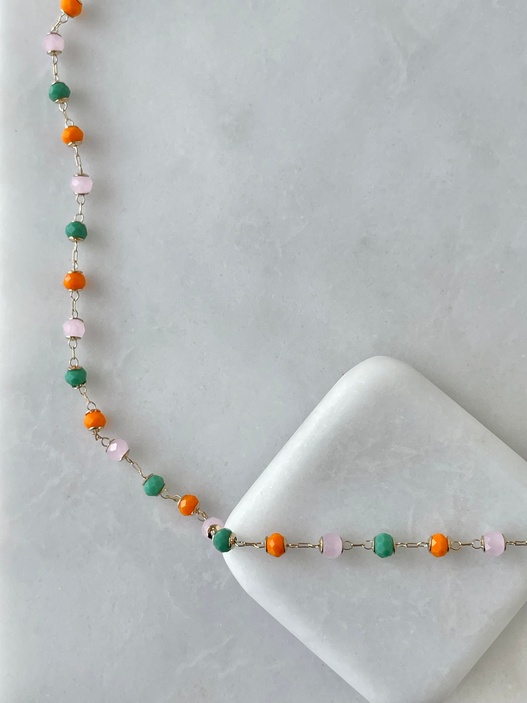 Çelik Renkli Kristal Boncuk Kolye Gold