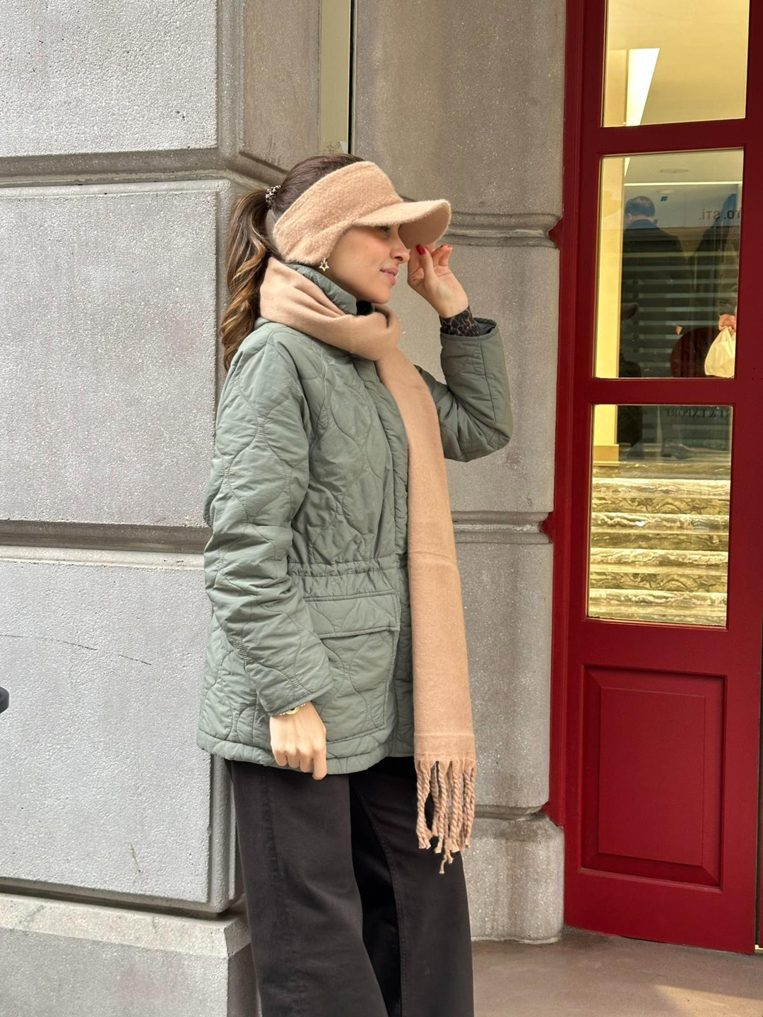 Yumuşak Dokulu Burgu Püsküllü Şal Vizon