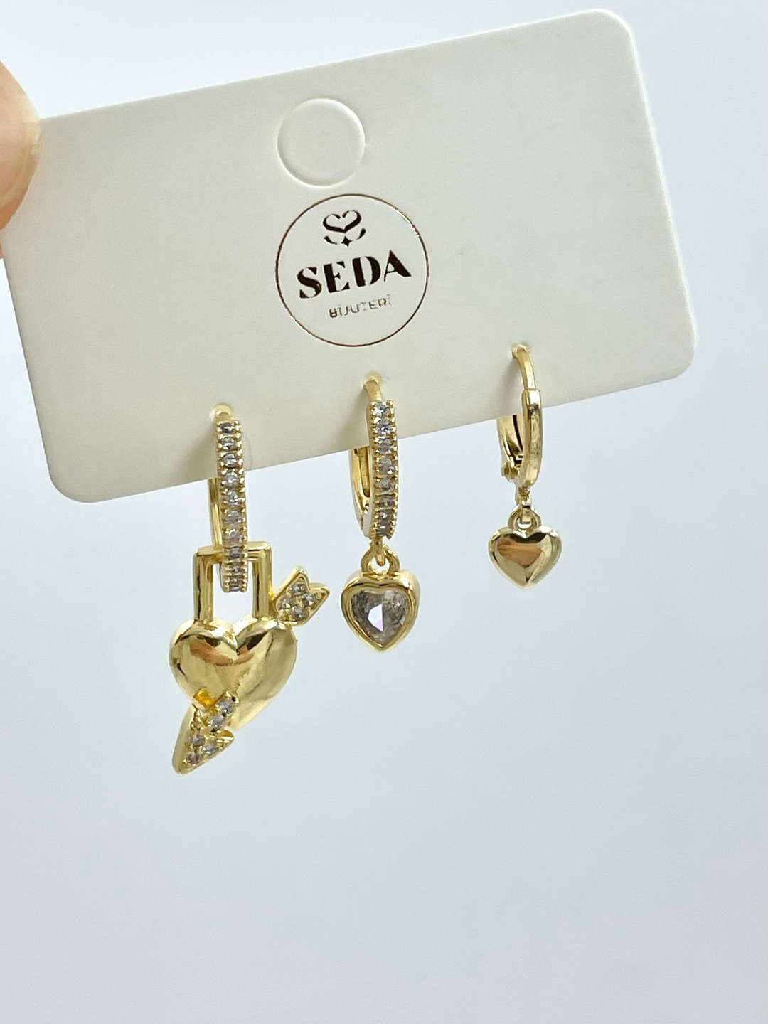 Altın Kaplama Üçlü Kalp Charmlı Set Küpe Gold