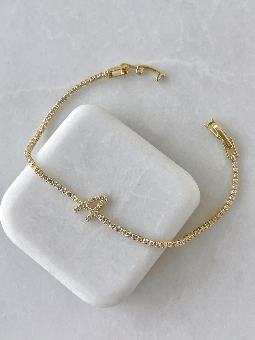 Çelik Harfli Su Yolu Bileklik Gold