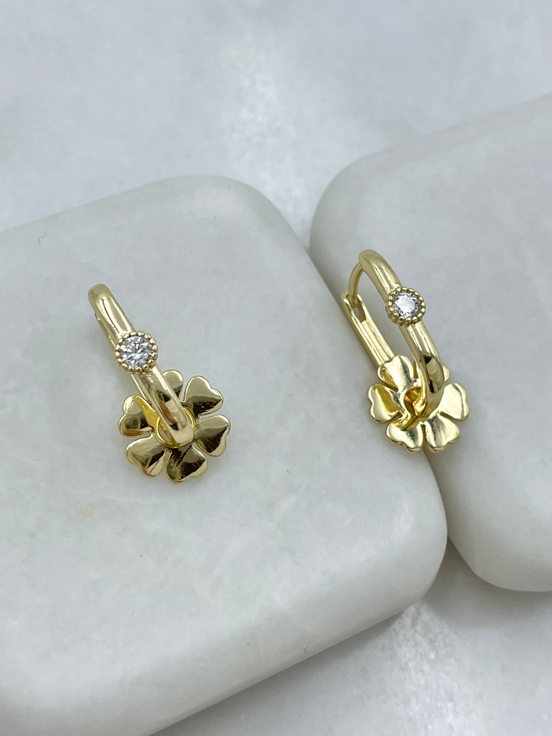 Özel Seri Göçmen Küpe Gold